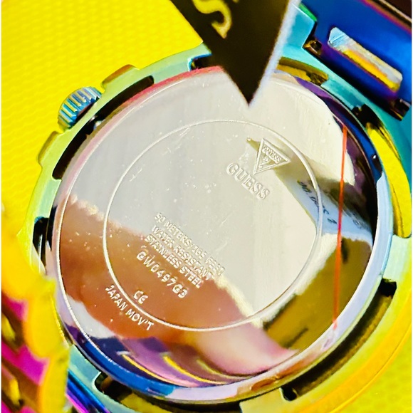 Guess Iridescent unisex  Watch - Picture 9 of 11